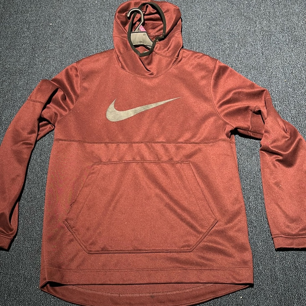 BURGUNDY LARGE NIKE NBA WARM-UP STYLE HOODIE!